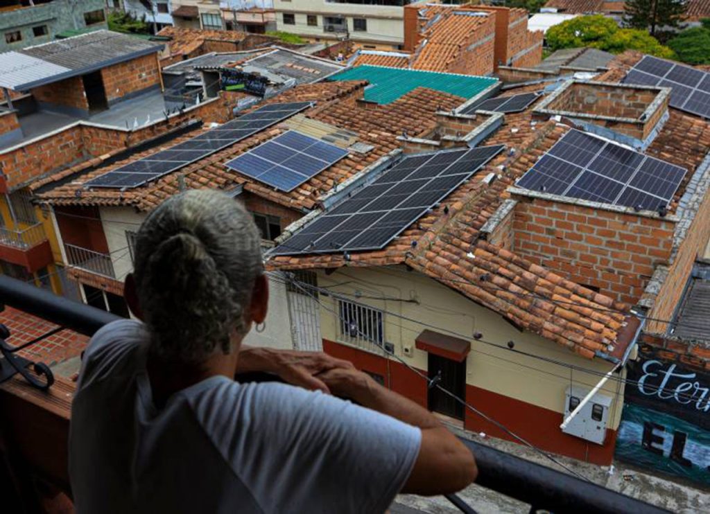 Colombia Solar para economías populares en negocios